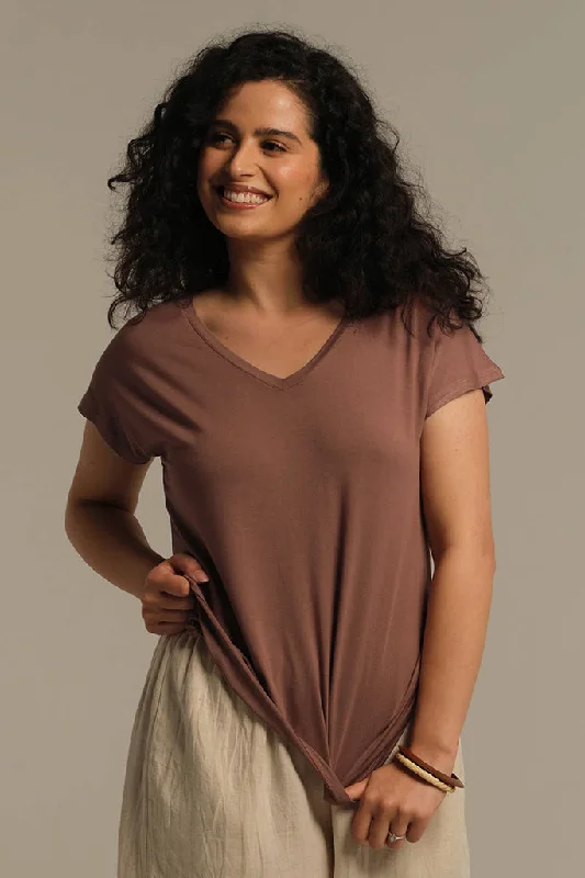 Belle V Neck Tee - Mousse